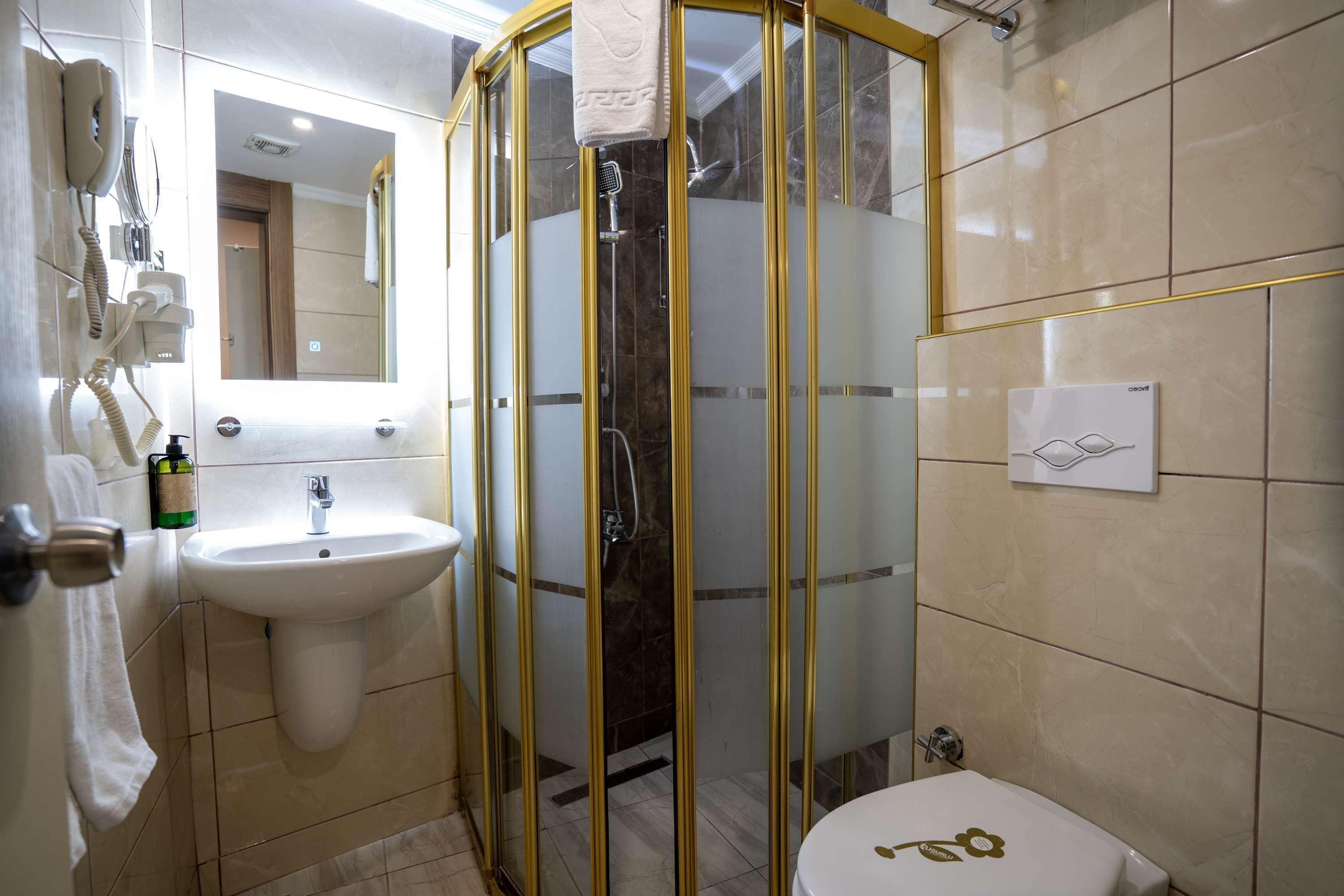 Photo - Uğurlu Hotel