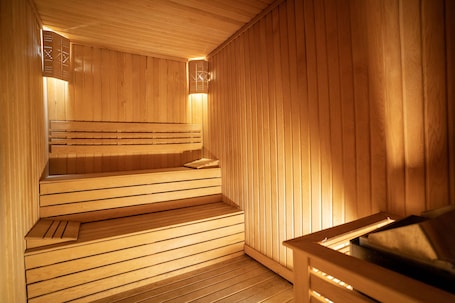 Turkish bath/hammam, hot stone massages, deep-tissue massages, massages. Uğurlu Hotel