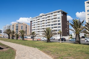 Studio, 1 chambre, fumeur, balcon | Entrée de l’hébergement 