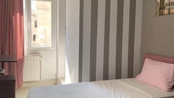 Chambres insonorisées, Wi-Fi gratuit, draps fournis