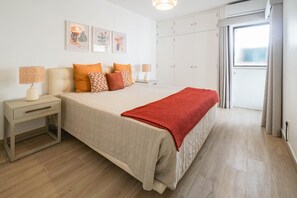 1 bedroom, iron/ironing board, free WiFi, bed sheets - T1 Near the Sea/junto ao Mar (Quarteira)