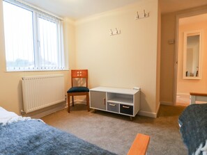 2 bedrooms, individually decorated, individually furnished, free WiFi
