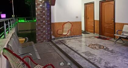 Hotel Ravi Palace & Restaurant