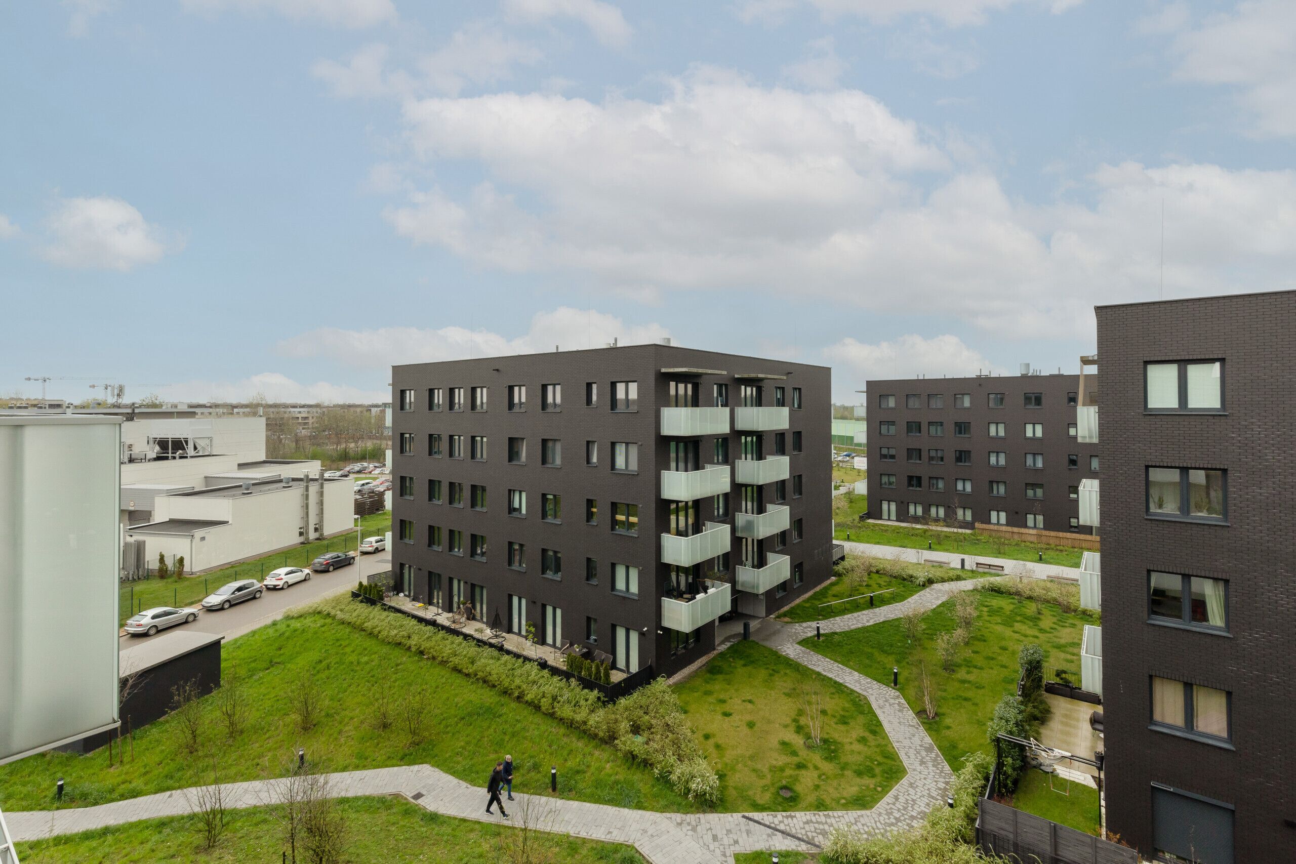 المنشأة من الخارج