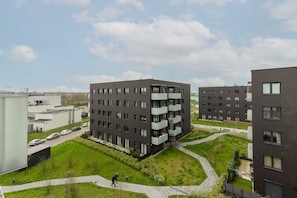 Exterior - Sunny & Elegant Apartment by Renters (Warsaw)