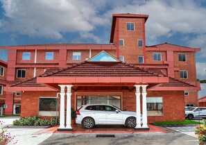 Exterior - SANJEEVINI AYURVEDA AND YOGA RETREAT (Aluva)