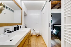 Hair dryer, bidet - BDC - The Secret Garden in Trevi (Roma)