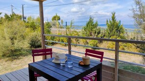 CALIFORNIA STANDARD 4p | Terrace/patio