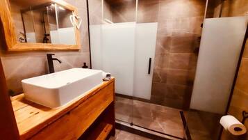 Towels, toilet paper