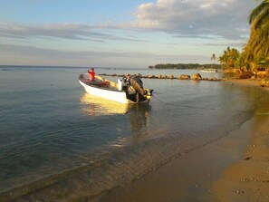 Dusche, Handtücher, Seife, Shampoo