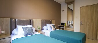 Kelowna Dwiwarna Residence