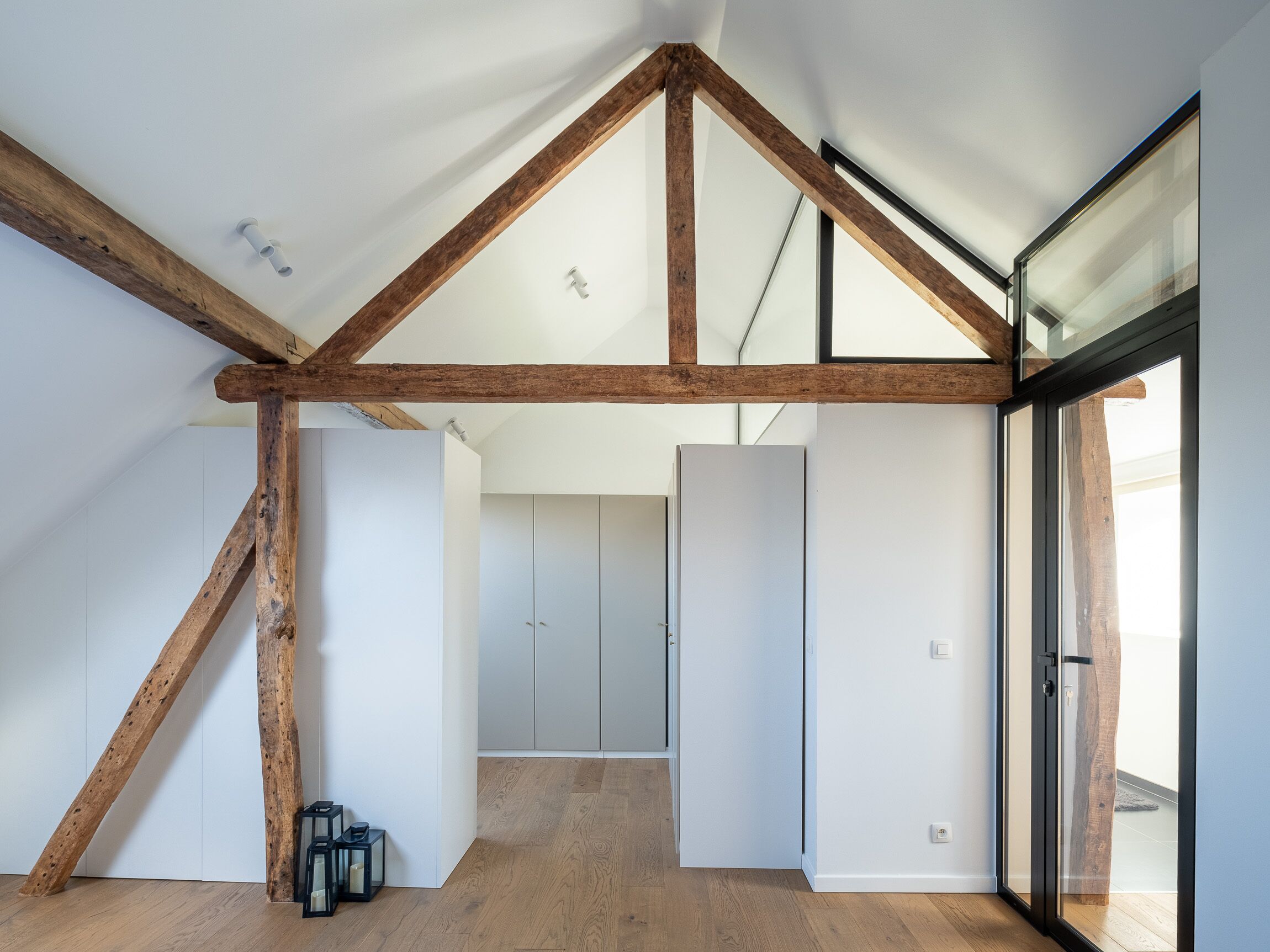 Casa grand | 6 quartos, escrivaninha, Wi-Fi de cortesia