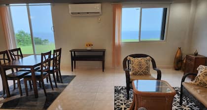 Beautiful Oceanfront House with 2bed+1bath