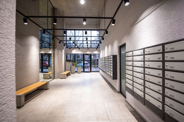 Interior - GG Home - spacious 3-bedroom apartment for family in Saburtalo (T'bilisi)