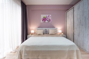 2 dormitorios, tabla de planchar con plancha, wifi y ropa de cama