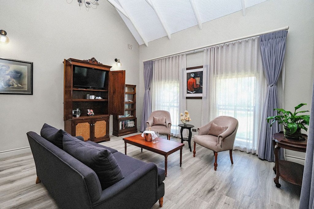 The Peech Boutique Hotel photo 4