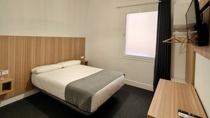 Unclassified image, 5 of 29, button - Hostel Siesta & Go (Madrid)