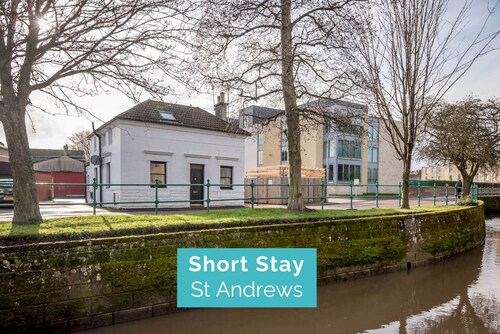 Kinnessburn Road Apartment (No 20)