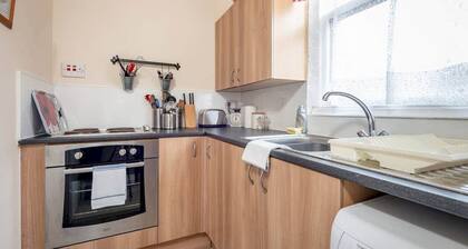 Kinnessburn Road Apartment (No 20)
