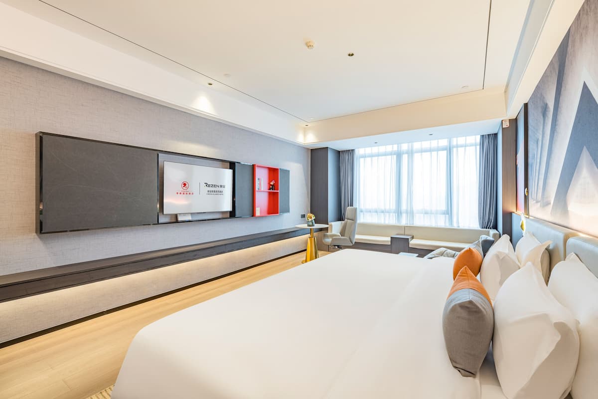 Premium bedding, down comforters, Select Comfort beds, desk