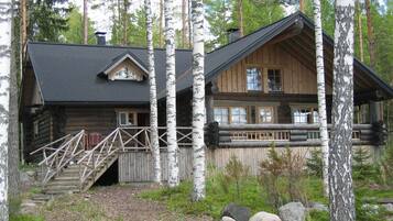 Mặt tiền nơi lưu trú