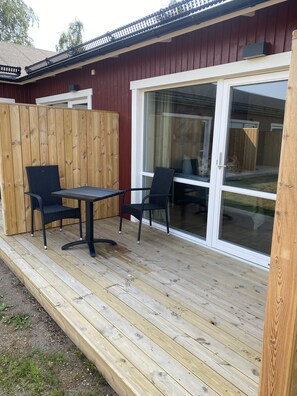 Double Room | Terrace/patio - Bedinge Golfklubb hotell (Trelleborg)