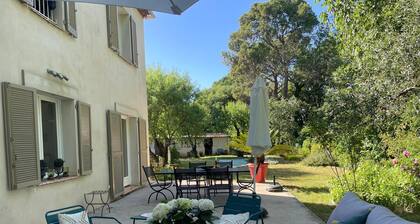 Escapade parfaite : Villa entre terre et mer