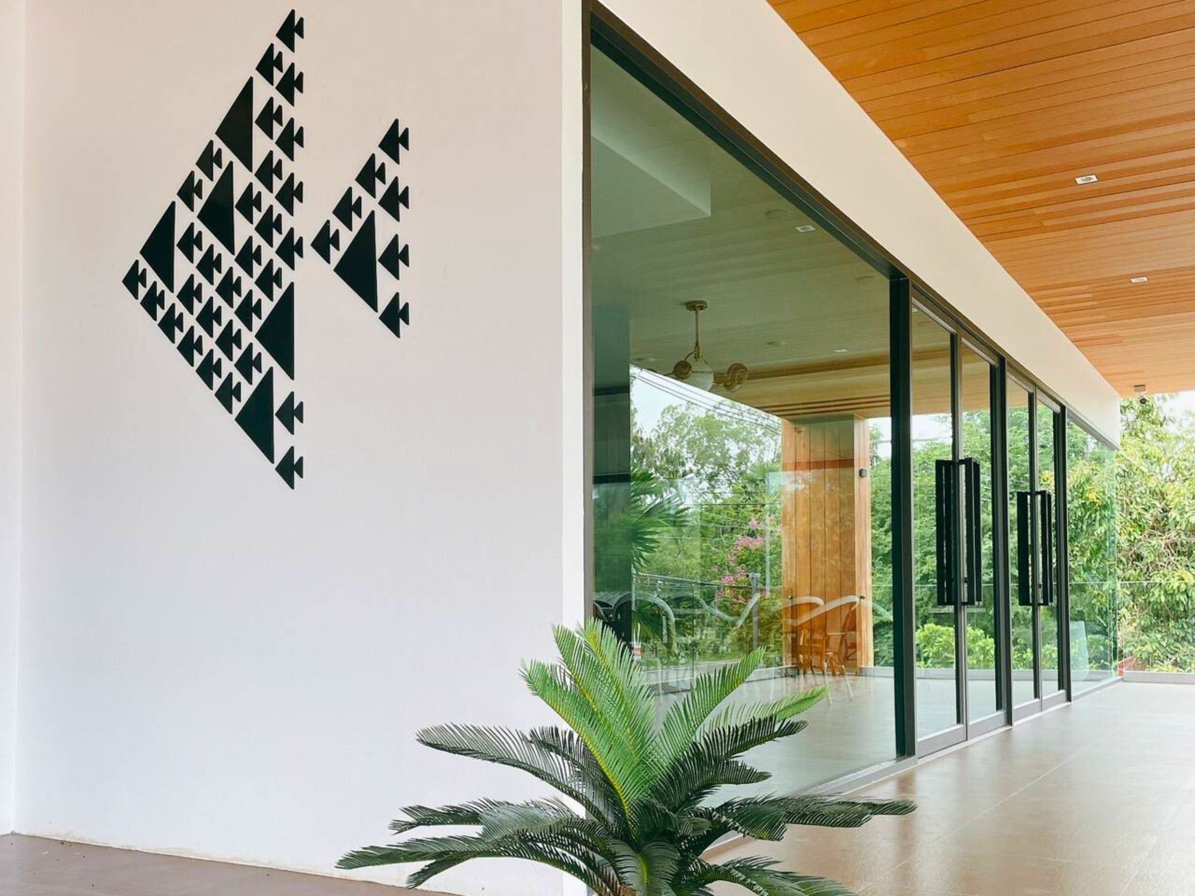 บริเวณประตูทางเข้า