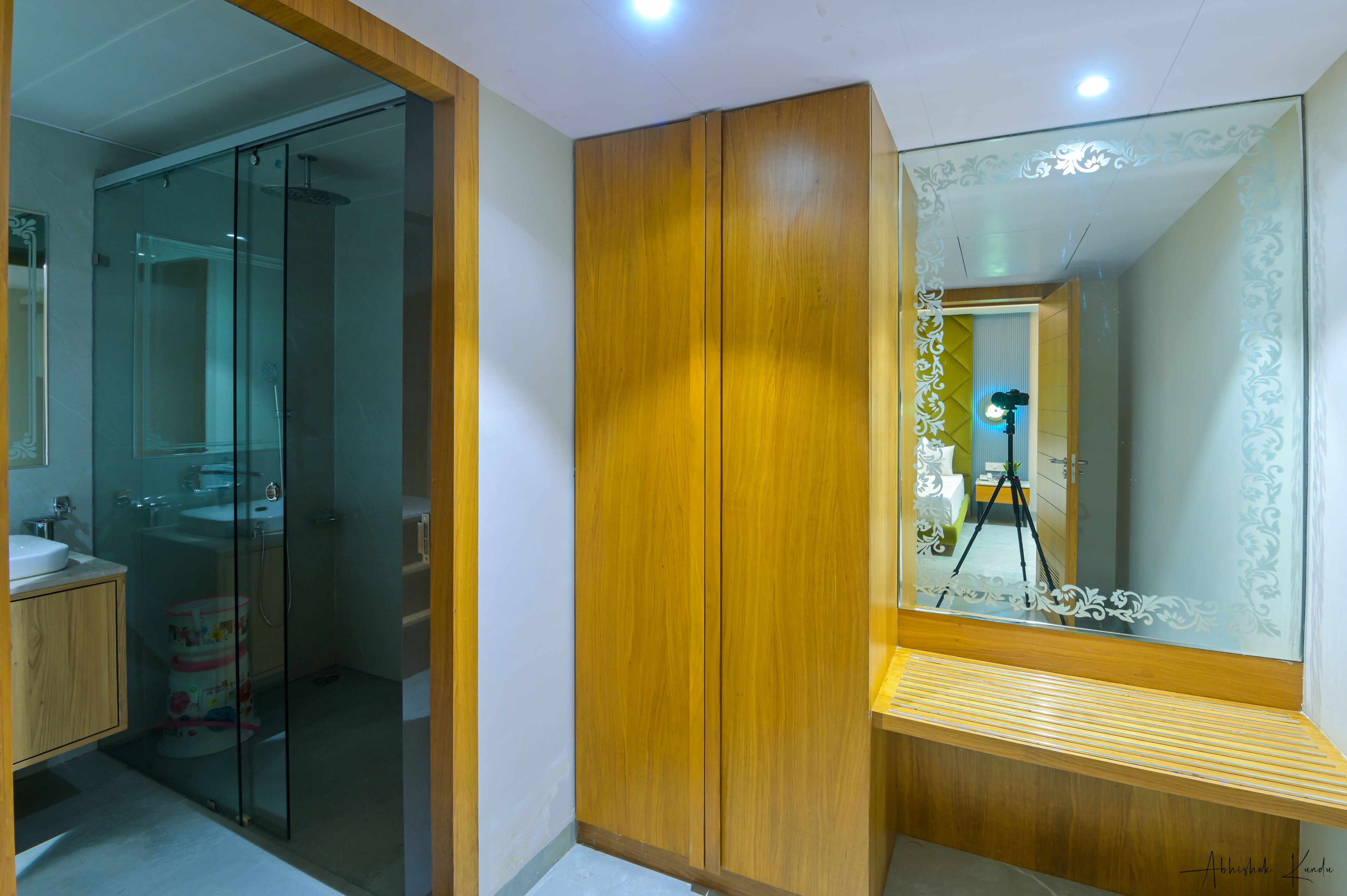 Signature Suite
