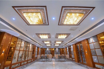 HOTEL PRATAP PALACE