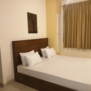 2 Schlafzimmer, Bügeleisen/Bügelbrett, WLAN, Bettwäsche