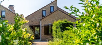 Family-friendly holiday home near the sea in Cadzand | Spaanse Galeien 35