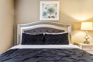 6 camere, ferro/asse da stiro, Wi-Fi, lenzuola