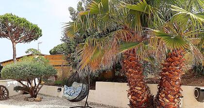 Spacious Villa with Private Pool & BBQ, Near Lloret de Mar