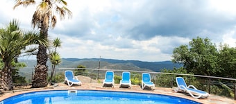 Villa Rosseles - vista montaña, aire acondicionado, piscina privada, barbacoa