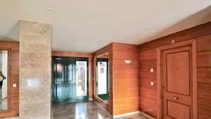 Unclassified image, 4 of 19, button - Cozy Apartment with Terrace, A/C, Wi-Fi, Pool, Near Beach (Lloret de Mar)