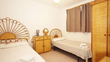 2 bedrooms, free WiFi