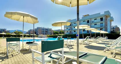 Residence with pool in San Vincenzo