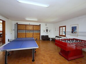 Game room - Villa Borghese, vistas al mar, piscina privada -Lloretholiday (Lloret de Mar)