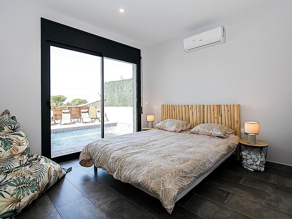 4 bedrooms, free WiFi