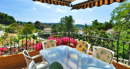 Villa moderne à 1 km de la plage, piscine privée et vue mer