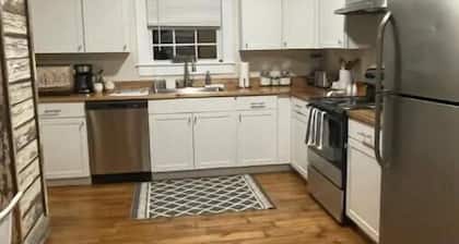 Located 3 miles to Grenada Lake