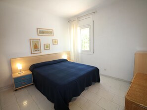 2 bedrooms - PINEDA H - Ático dúplex con vistas al mar, cerca de la playa del Cau del Llop. (Llançà)