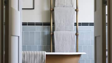 Suite Deluks | Kamar mandi