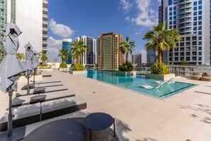 Apartment - Classy Urban Retreat w Amazing Dubai Canal Views (Dubai)
