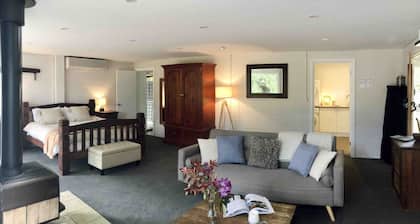 Annies Barn, Fitzroy Falls