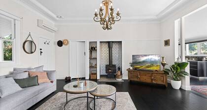 The Sleepy Roo, Kangaroo Valley