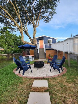 Terrace/patio - Vacation in style at the Beach (Galveston)