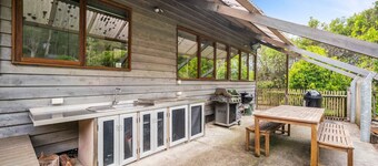 Kookaburra Hill, Kangaroo Valley