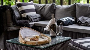 Interior - Paddington Cottage, Kangaroo Valley (Barrengarry, Kangaroo Valley)